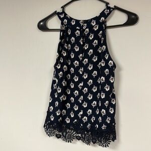 Abercrombie and Fitch  Super cute navy flower & Lace trim, summer top, Women's S